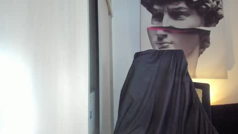 Snapshot of nicolasmuscle chatting on February 2, 1:45 am Andres online show from February 2, 1:45 am