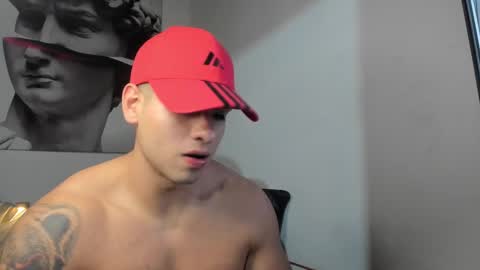 Snapshot of nicolasmuscle chatting on March 9, 2:07 am Andres online show from March 9, 2:07 am