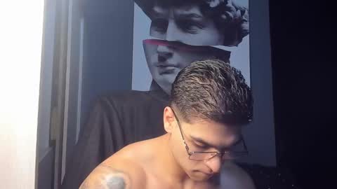 Snapshot of nicolasmuscle chatting on October 2, 11:01 pm Andres online show from October 2, 11:01 pm