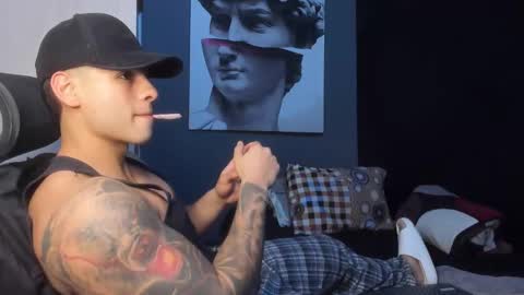 Andres online show from January 15, 10:35 pm