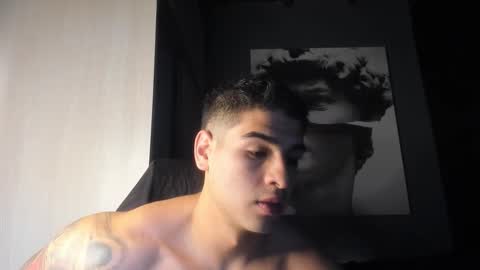 Andres online show from February 14, 4:37 pm
