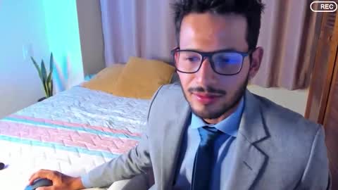 Snapshot of nicolasrodrii chatting on January 18, 12:14 am nicolasrodrii online show from January 18, 12:14 am