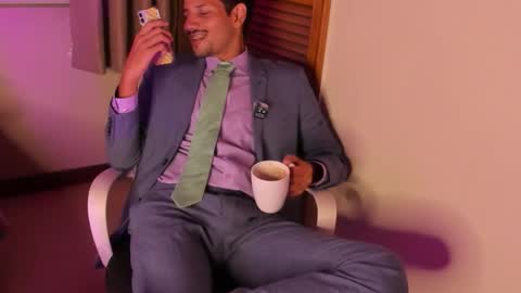 Snapshot of nicolasrodrii chatting on February 10, 12:37 am nicolasrodrii online show from February 10, 12:37 am