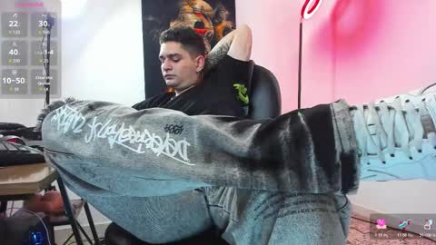 Snapshot of nicolass_fellener chatting on November 3, 5:20 am Nicolas Fellener online show from November 3, 5:20 am