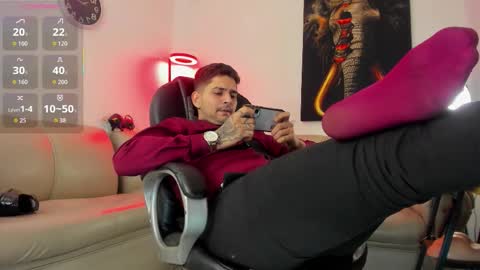 Nicolas Fellener online show from February 3, 6:22 am