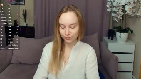 Nicoletta online show from February 7, 6:55 pm