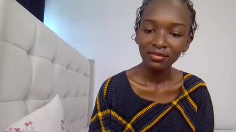 nicole161117 online show from February 16, 7:26 am