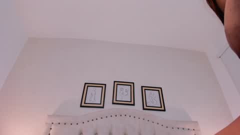 Snapshot of nicole_adam_ms chatting on December 17, 4:32 pm Nicole Adam online show from December 17, 4:32 pm