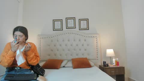 Snapshot of nicole_adam_ms chatting on January 22, 1:00 pm Nicole Adam online show from January 22, 1:00 pm