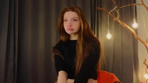 Nicole online show from May 8, 9:31 pm