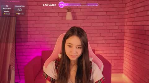 Snapshot of nicole_brownie chatting on February 14, 1:24 am Nicole online show from February 14, 1:24 am