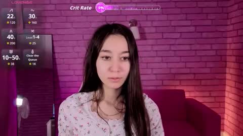 Snapshot of nicole_brownie chatting on February 17, 8:33 am Nicole online show from February 17, 8:33 am