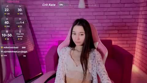 Snapshot of nicole_brownie chatting on February 20, 6:19 am Nicole online show from February 20, 6:19 am