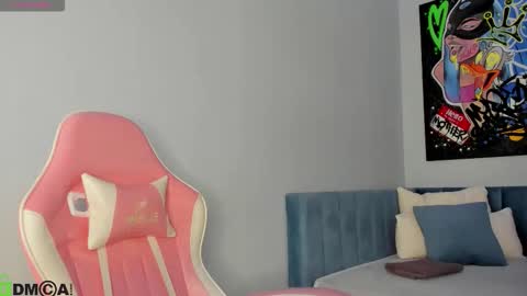 GMT7TueWedThSu 0300am-0900am. Sa 1000am-0400pm online show from December 16, 12:15 am