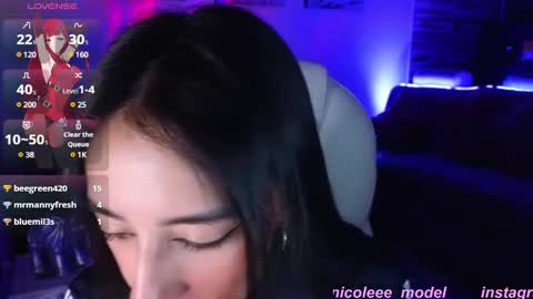 Snapshot of nicole_edwards chatting on January 3, 2:10 am Nicole online show from January 3, 2:10 am