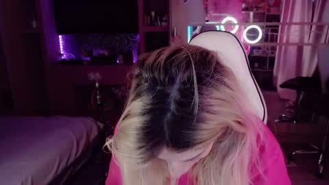 Nicole online show from June 16, 4:59 am