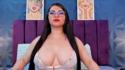 Nicole online show from February 12, 3:23 am