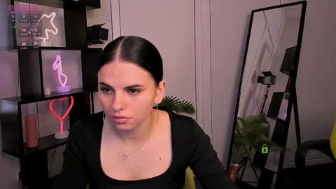 nicole_muah online show from November 10, 7:07 am