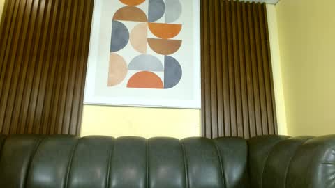 Nicole Ramires online show from April 1, 5:10 pm