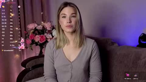 Snapshot of nicole_w00 chatting on December 3, 6:17 pm Nicole online show from December 3, 6:17 pm