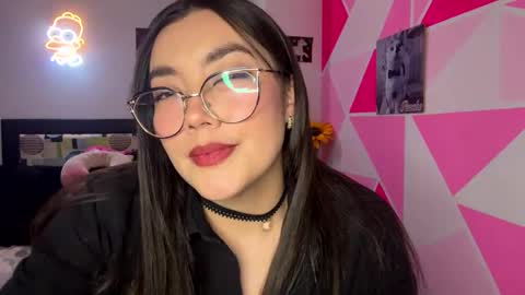 Snapshot of nicole_wc chatting on September 21, 4:14 am Nicole online show from September 21, 4:14 am