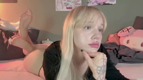 Mary online show from May 15, 11:56 pm