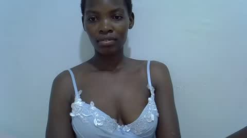 Snapshot of nicoleberry254 chatting on February 9, 4:25 am nicoleberry254 online show from February 9, 4:25 am