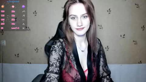 NicoleDavis online show from March 13, 8:15 pm