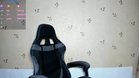 NicoleDavis online show from June 27, 7:30 pm