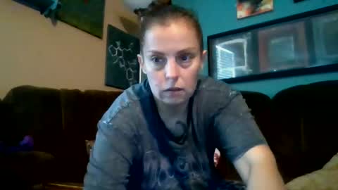 Nicole online show from May 18, 4:24 pm