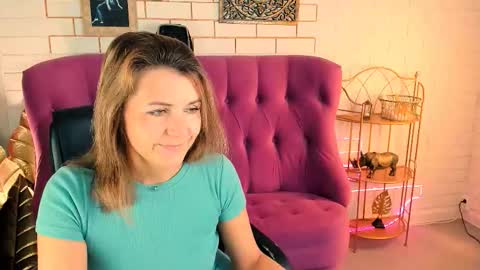Snapshot of nicolehits chatting on September 26, 9:35 am nicolehits online show from September 26, 9:35 am