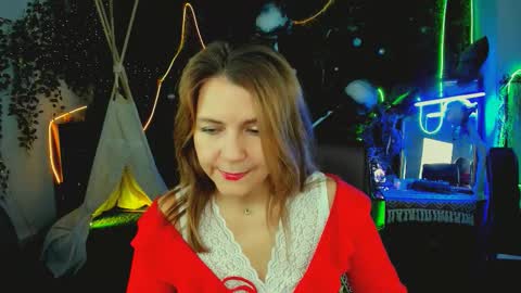 nicolehits online show from March 9, 1:15 pm