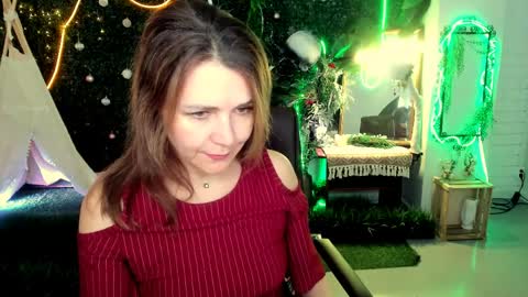 nicolehits online show from March 26, 1:06 pm