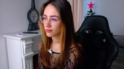 Snapshot of nicoleirisxxx chatting on January 10, 6:48 am nicoleirisxxx online show from January 10, 6:48 am