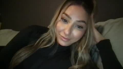 nicolelovesyou444 online show from March 11, 5:38 am