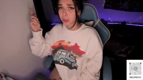 Snapshot of nicolepeachx chatting on December 12, 4:21 pm Nicol independent model online show from December 12, 4:21 pm