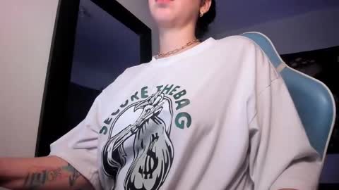 Snapshot of nicolepeachx chatting on January 29, 3:44 am Nicol independent model online show from January 29, 3:44 am