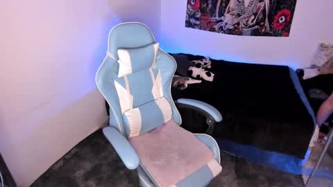 Snapshot of nicolepeachx chatting on February 25, 2:47 am Nicol independent model online show from February 25, 2:47 am