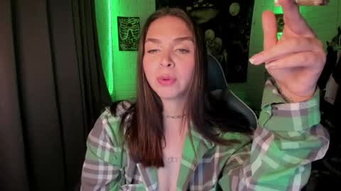 Snapshot of nicolepeachx chatting on October 22, 7:02 pm Nicol independent model online show from October 22, 7:02 pm