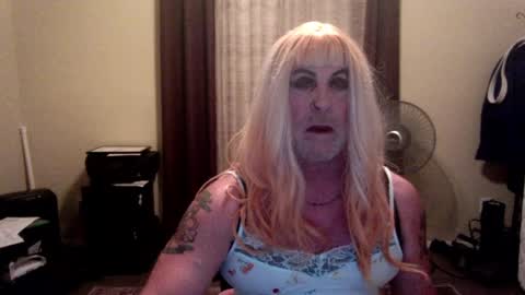 Snapshot of nicolescdfantasies chatting on July 19, 3:54 am Nicole CD online show from July 19, 3:54 am