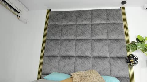 Snapshot of nicolesteelee chatting on January 23, 3:37 am Nicole online show from January 23, 3:37 am