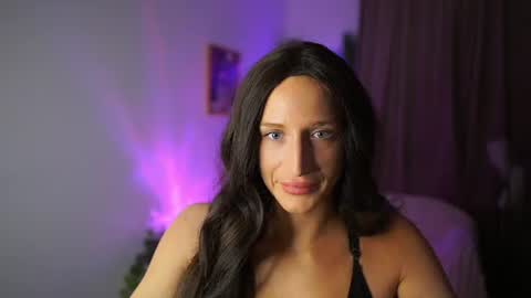 Snapshot of nicolette__shea_ chatting on July 14, 6:35 pm nicolette__shea_ online show from July 14, 6:35 pm