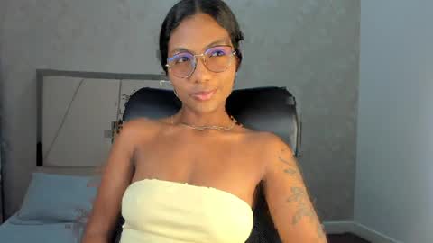 Nicol  online show from April 7, 2:45 am