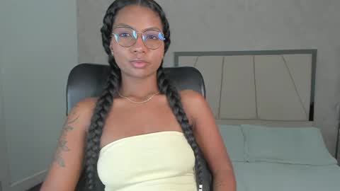 Nicol  online show from April 11, 7:45 am