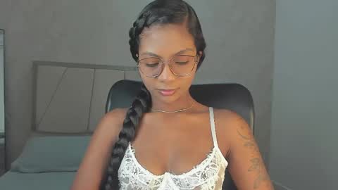 Nicol  online show from April 16, 3:07 am