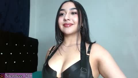 Nicolle online show from October 14, 5:58 pm