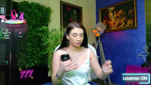 Nicolle online show from March 26, 9:48 am