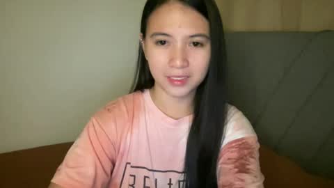 Snapshot of nicollete_snow chatting on September 19, 7:32 am NIC 333 online show from September 19, 7:32 am