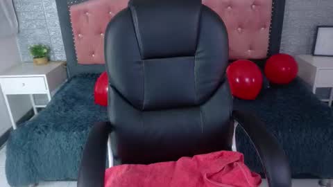 Nicollet online show from February 20, 8:31 pm