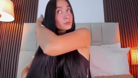 Snapshot of nicolqueen_ chatting on April 23, 11:20 am NICOL online show from April 23, 11:20 am